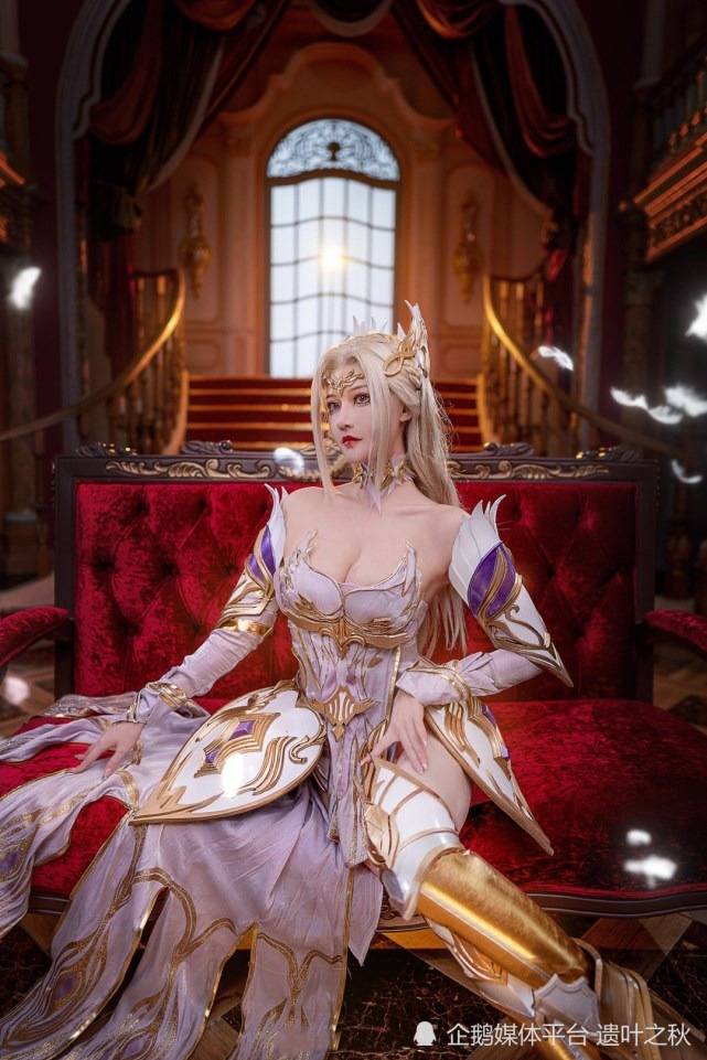 斗罗大陆:千仞雪cosplay,真人版颜值有多高,比动漫还要漂亮_气质_天使