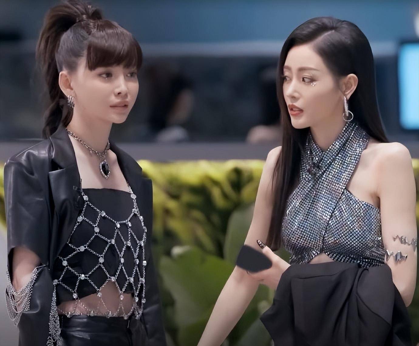 排骨身材,直角肩,竹竿腿,女明星的病态审美,适可而止吧_张天_姐姐