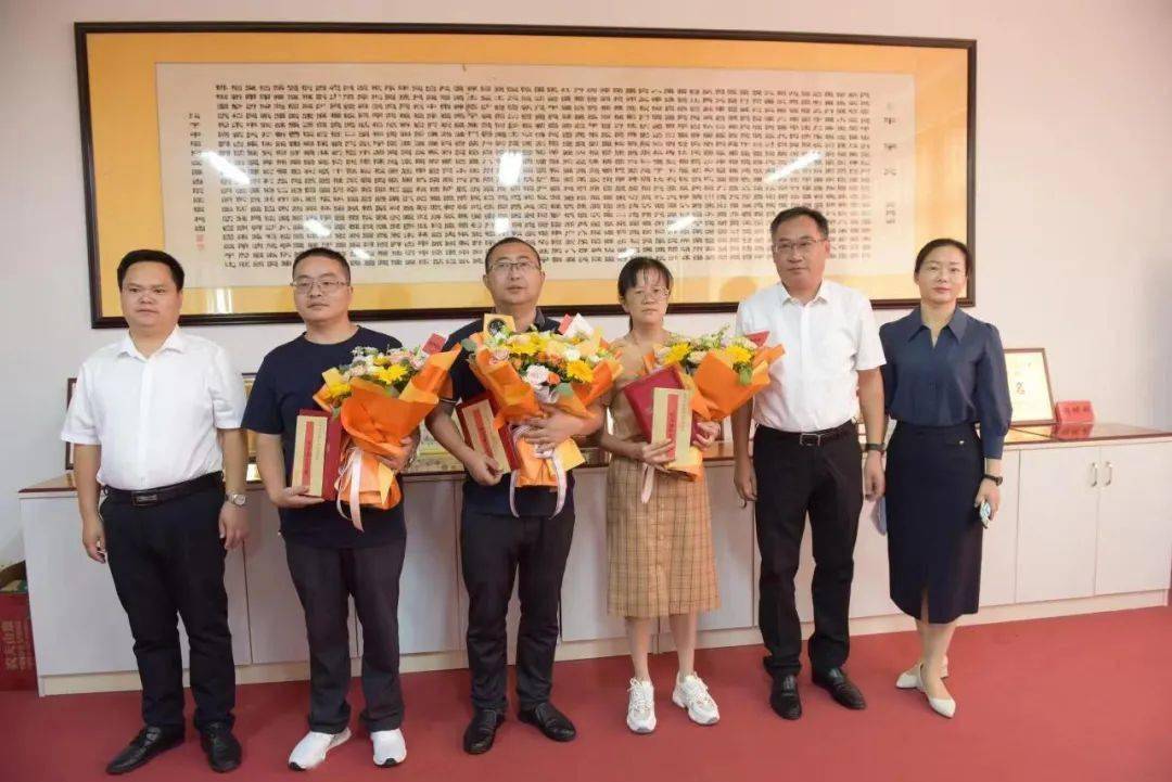 肖阳开展教师节慰问并到县教体局调研_教育_工作_绩溪