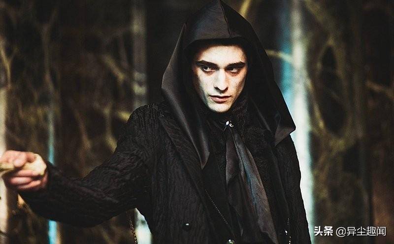 史上最帅伏地魔15,法国183cm男模未播就爆红,近照颓废蓄胡脸曝光