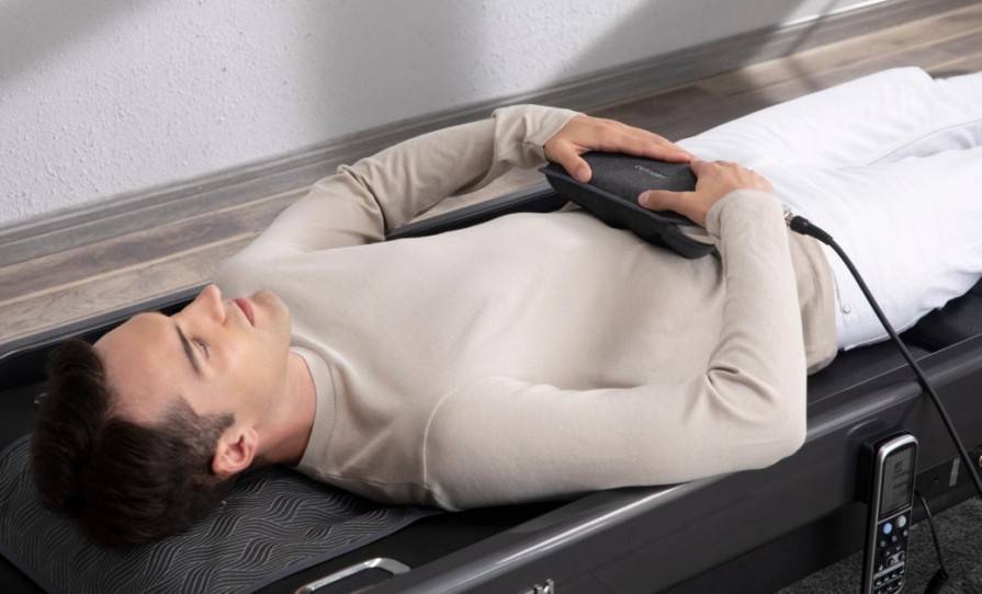 周末在家"躺平"喜来健理疗床带你感受高效的休息模式_工作_按摩_打工