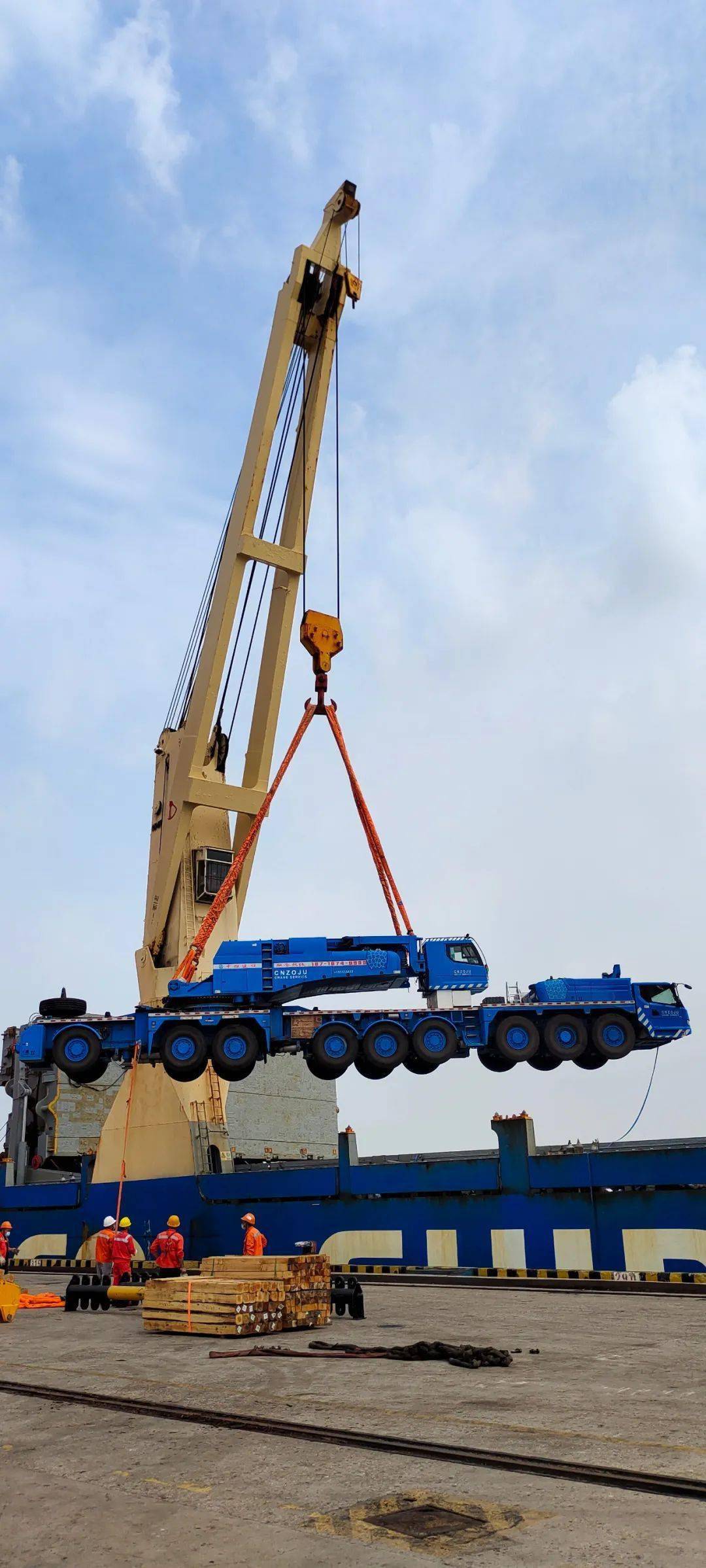 蓝色巨无霸xca1600,出征南亚!_的项目_徐工_中国