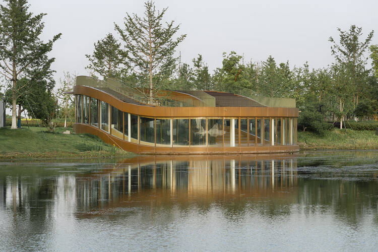 建筑设计案例分析 | 将大自然融入建筑：银杏天鹅湖湖滨剧院