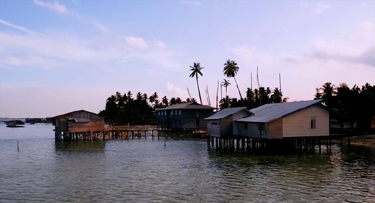 明朝灭亡后,300名残军不愿投降,在海外建一国,今主权属于印尼_群岛_涨