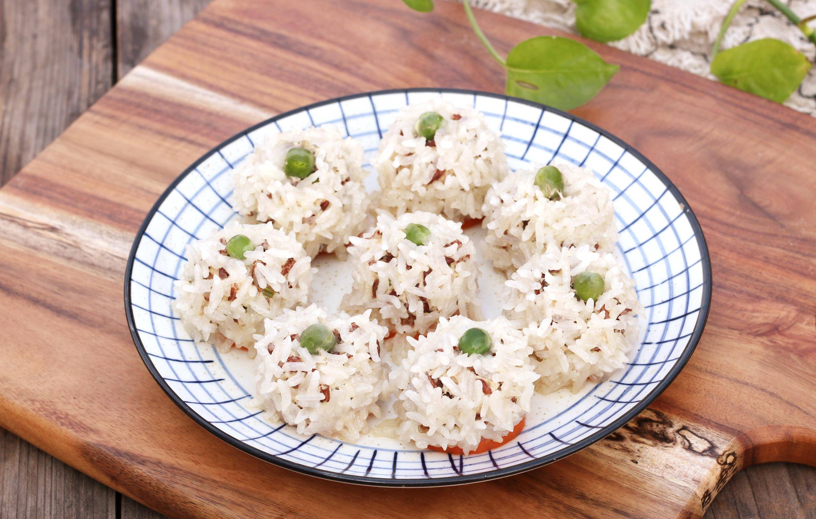 除夕年夜饭做珍珠丸子,多加一样,脂肪少更好吃,寓意更好_水分_胡萝卜