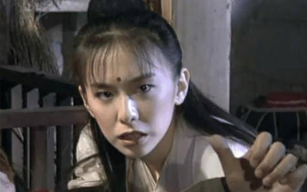 作为最美纪晓芙的潘仪君,童年比较悲惨,为梦想成就如今的她_角色_反派