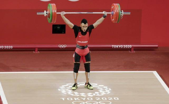 他输给了谌利军,却战胜了自己_莫斯克拉_举重_哥哥