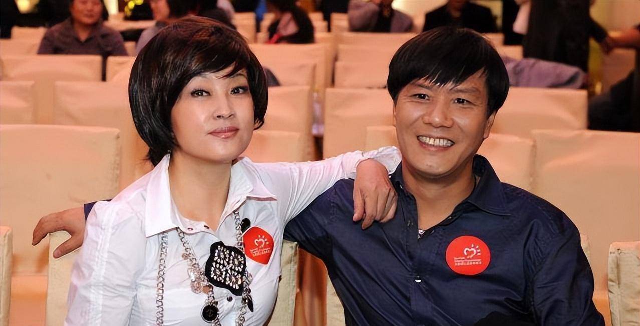 她年轻的时候长得惊人,却没有生下一个孩子和半个女儿,现在她已经60多