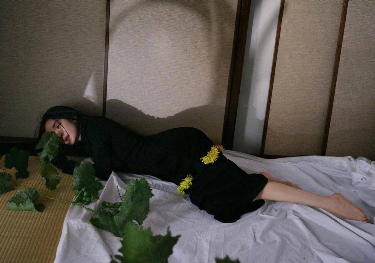 35岁杨幂初秋大片来了!