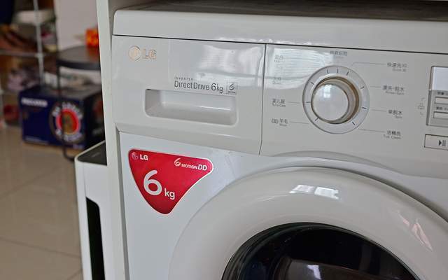 LG星云系列 | 10公斤蒸汽除菌滚筒洗衣机，99%除菌！