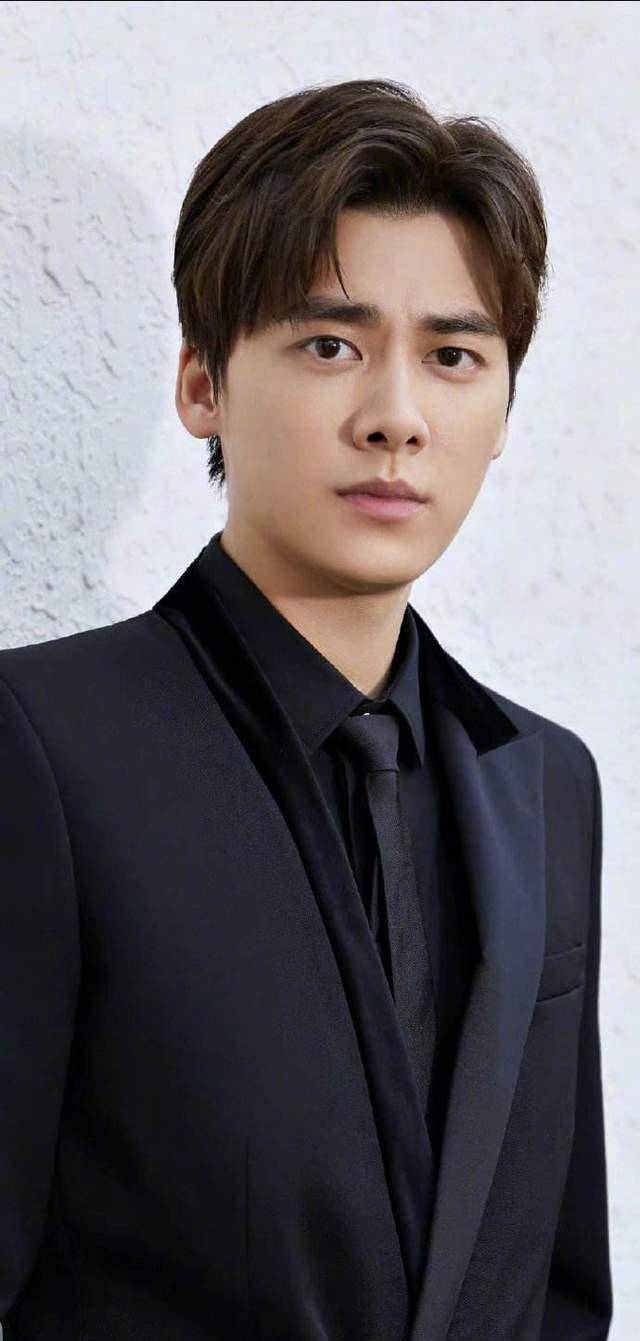 李易峰被抓曝4点关键信息:多次嫖娼,疑似"二进宫"人还在里面_李易峰