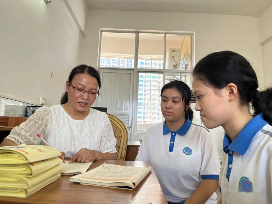 教师风采】朱春梅:在物理教学中挖掘学生的"闪光点"_茂名市_初中_高州
