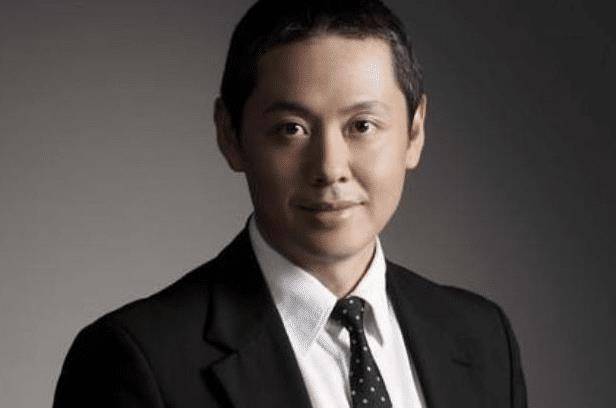 相中,用了6年等她长大,娶进家门后劳斯莱斯买菜用_孙芸芸_生活_廖镇汉