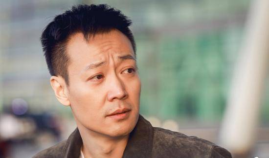 最帅"李白"辛柏青:孙俪"初恋",娶到国民媳妇朱媛媛,很幸福_女孩子