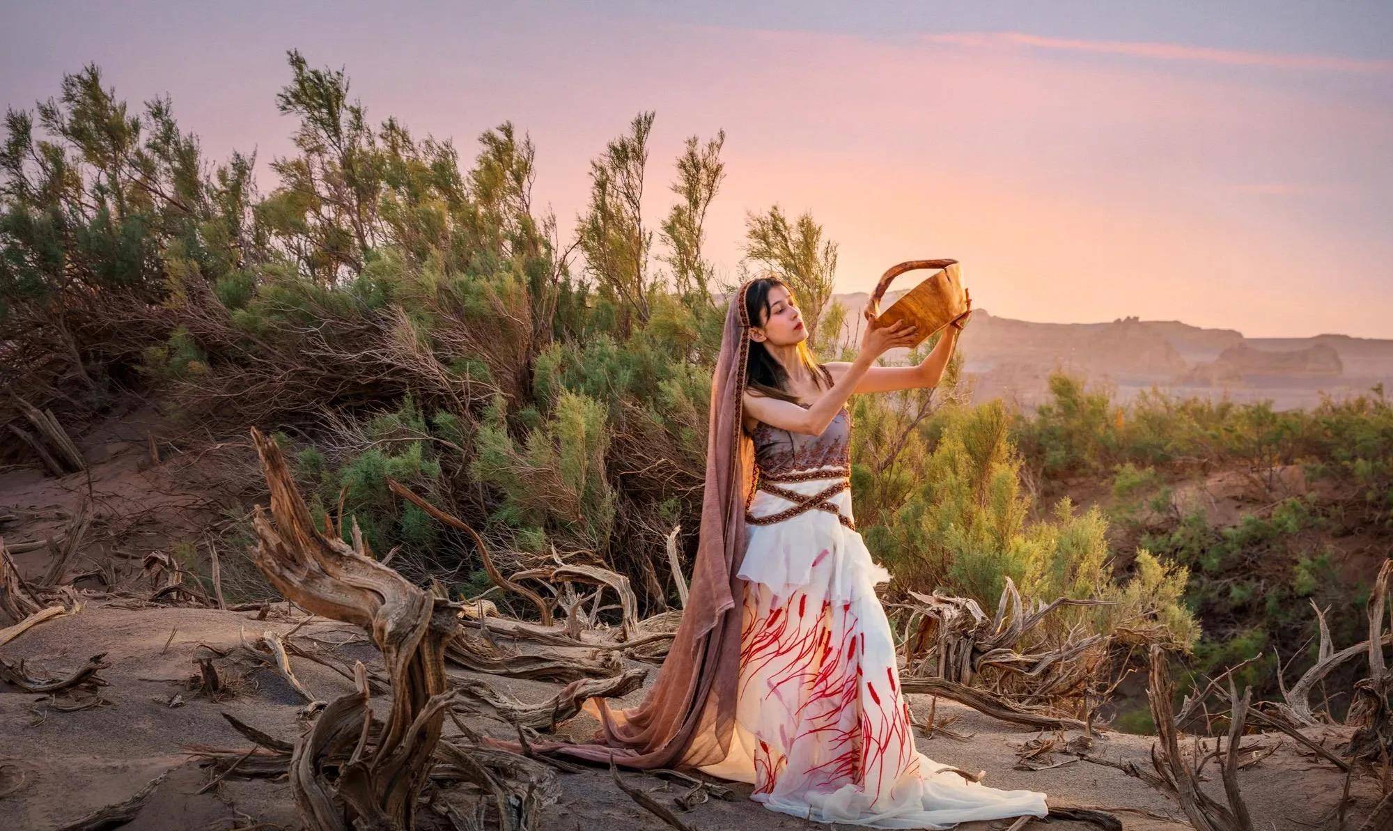 "楼兰美女"不仅让凡夫俗子心动,更让佛门高僧失魂落魄_新疆_公主_鄯善