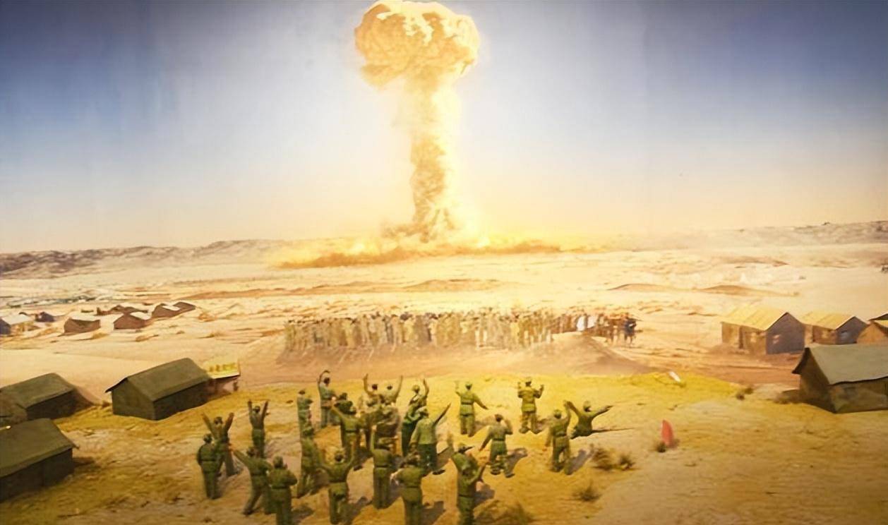 随后,钱老也投入到了原子弹研究的工作中.