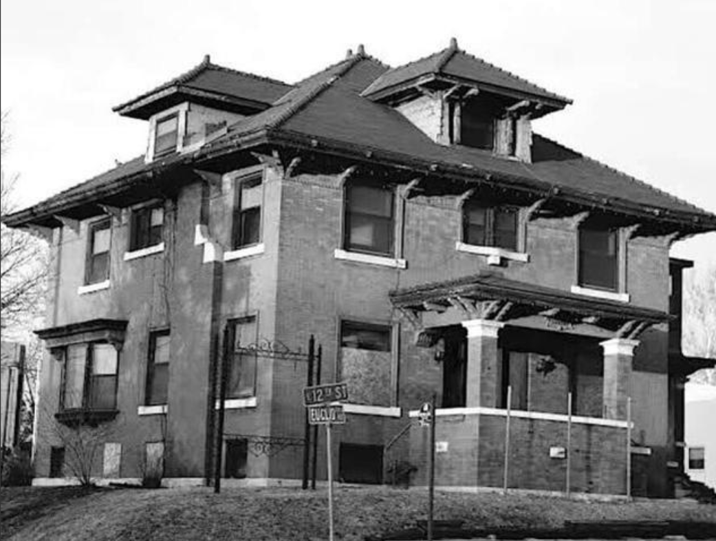 钱遭白人不忿,美国政府立法认定:她是"白人 "_莎拉·雷克特_土地_财富