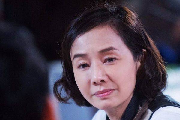 毛舜筠1959年出生在香港,从1984年在《鹿鼎记》中饰演沐剑屏开始,数十