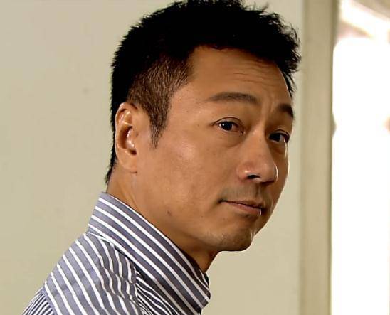 的男演员,曾是tvb最炙手可热的黄金配角,塑造了不少港剧里的经典角色