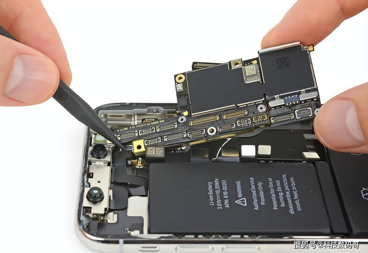 iphone14promax拆解,内部结构比国产机更好看,难怪价格不菲_苹果_主板