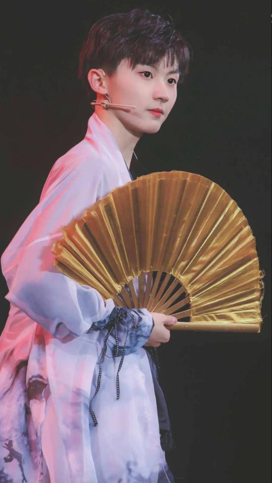 有时候,规则也是可以改变的,就像他们那样_台风_少年团_时代