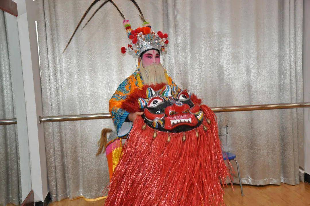 邳州4项非遗藏(展)品被国家馆收藏_竹马_狮子头_造型