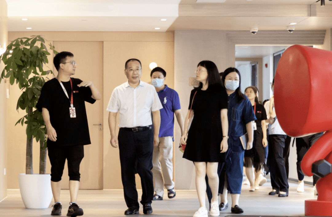 杭州市市场监管局领导一行莅临微拍堂调研指导_金明亮_平台_周婷婷