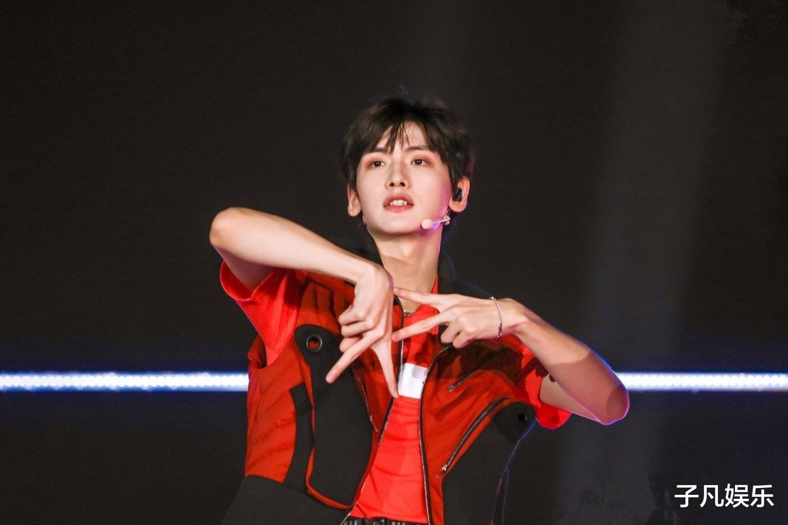 r1se解散后,赵磊开启全国巡演,其他人已凉凉_团体_刘也_平台