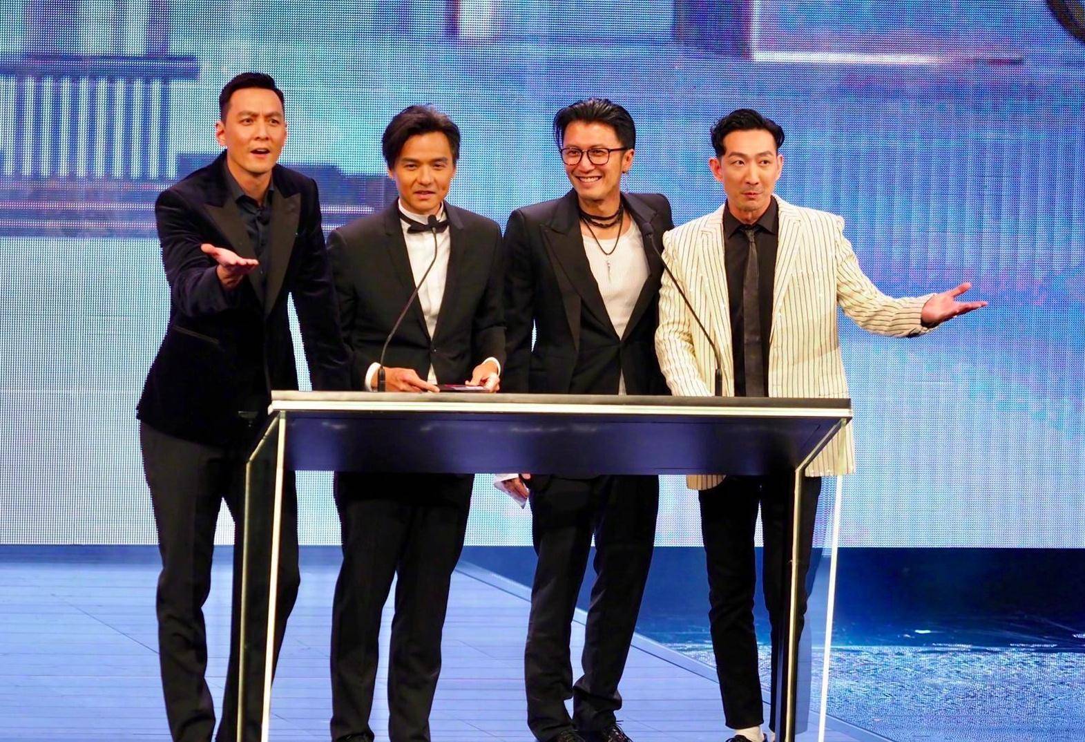 李灿森发布中秋视频引赞誉,他说凤梨酥懂事了就会回来了_表演_谢霆锋