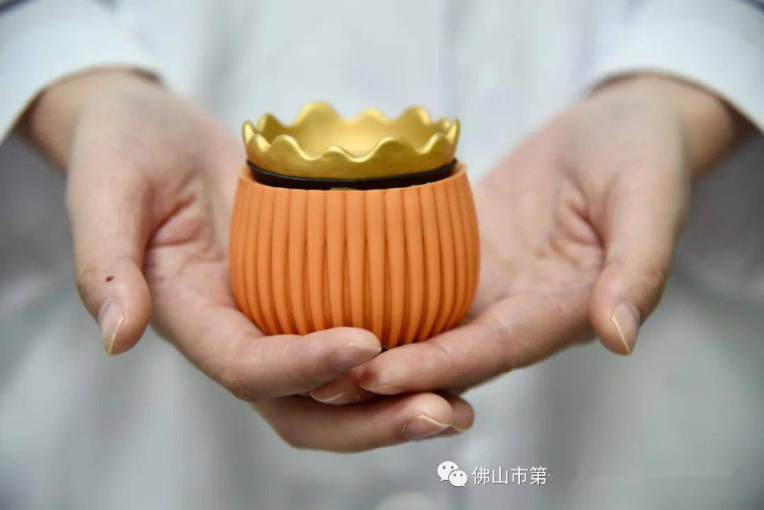 中西医结合 丨 面部"火龙罐"治疗拯救秋季肌肤_皮肤_整形_问题