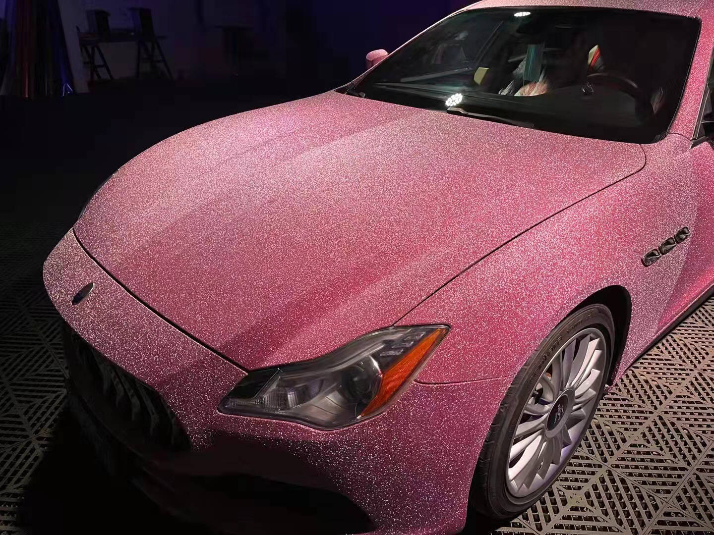 玛莎拉蒂舒耐特改色膜爆闪粉,最闪耀的公主城堡