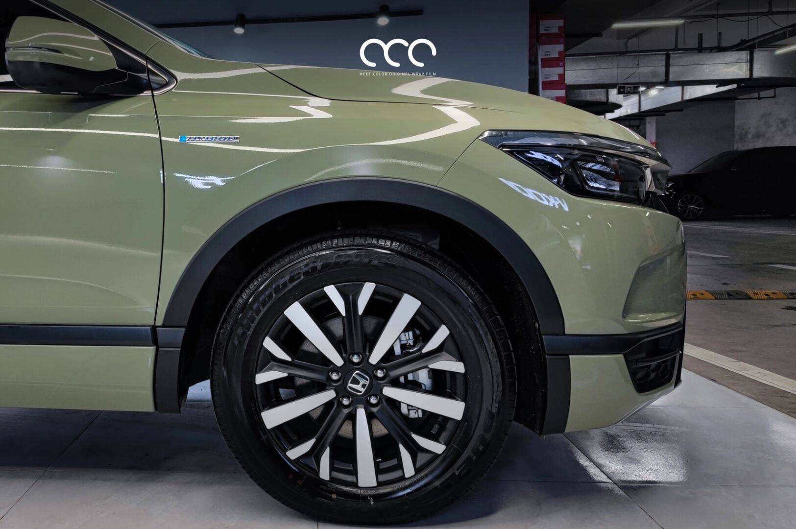 67本田皓影漫彩改色膜亮卡其绿,低调的绿色恰到好处的饱和度_搜狐