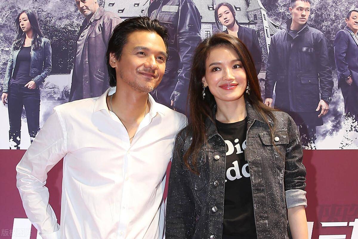 曾与舒淇热恋7年,遭父母反对多年未果,如今52岁老来得女_黎明_老婆