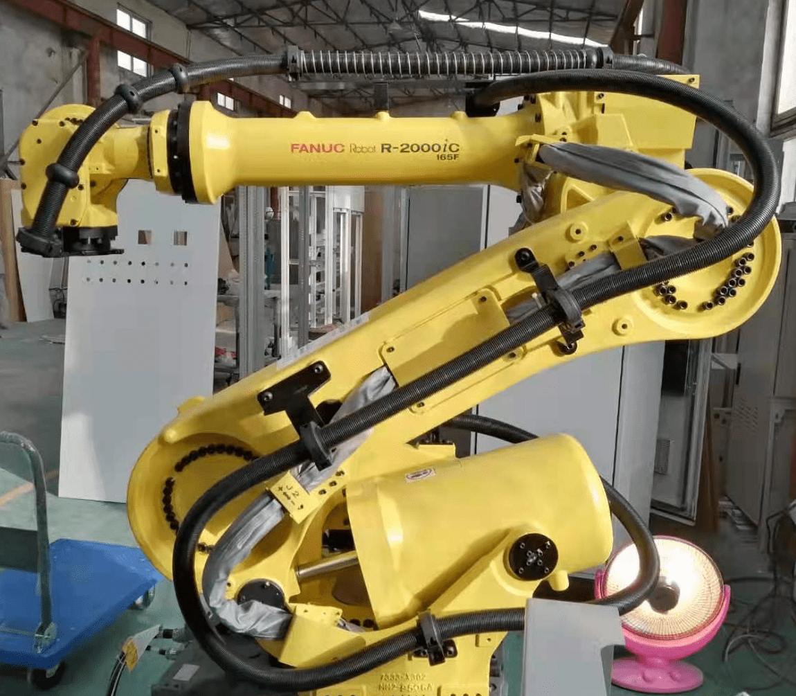 气管,水管等线束进行防护,且不影响机器人运行轨迹的工业产品