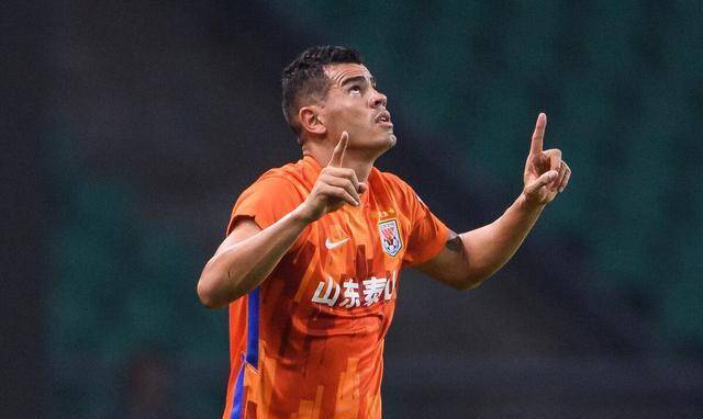 居德松辟谣,李玮峰看好中国足球,斯坦球回传消息_比赛_贾德森_张林燕