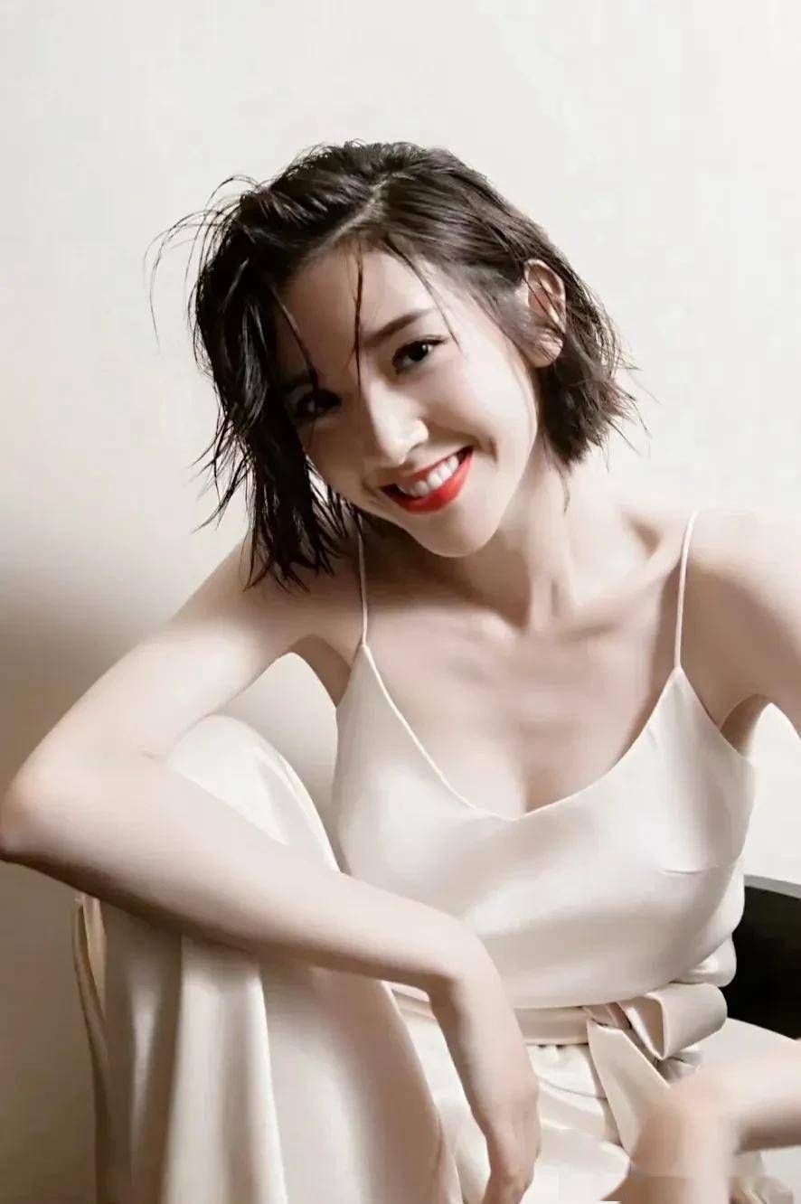 唐艺昕:精雕细刻的美人_唐艺昕_美人