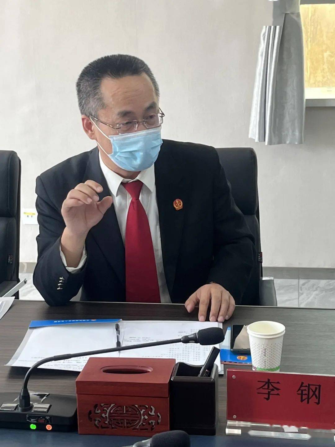 【担当作为好干部】李钢:公平正义守护者 司法为民践行者_乌海市海南