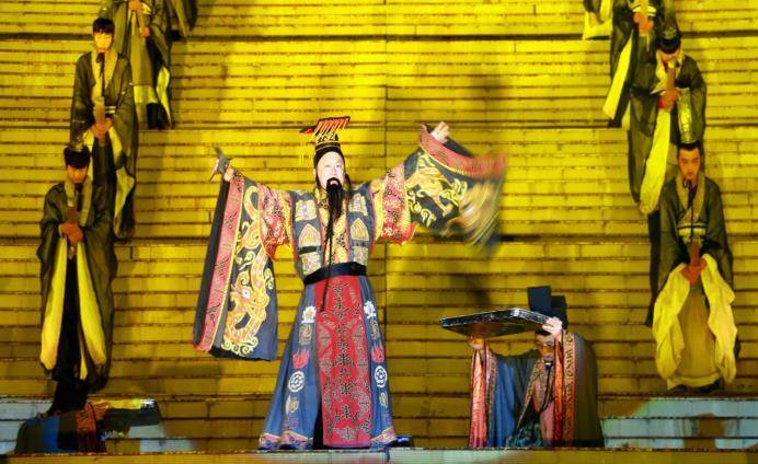 古代帝王的大山情结,遇大山就祭拜,还搞出五岳祭祀与泰山封禅_山川