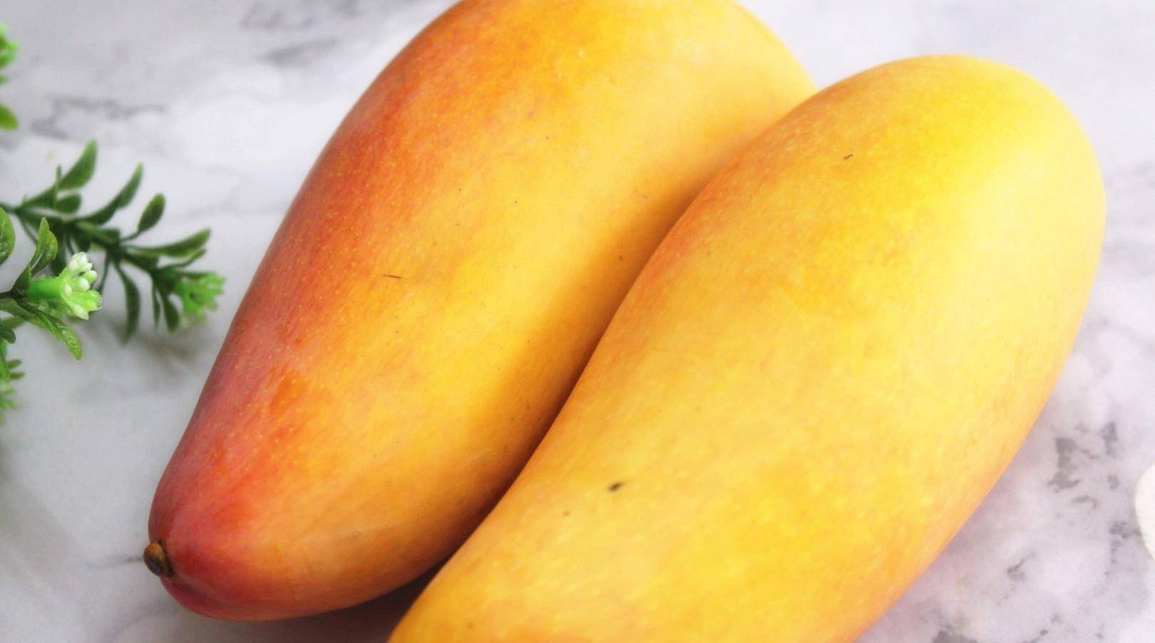 入秋后多吃芒果,买芒果,牢记3不买,摊主:从来不给家人吃_时候_果肉_颜