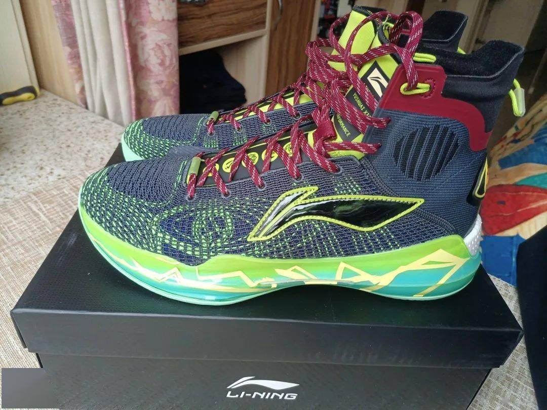 玩家视角:驭帅1342熔点高帮,感觉42有点软_资讯_kobe_crazy