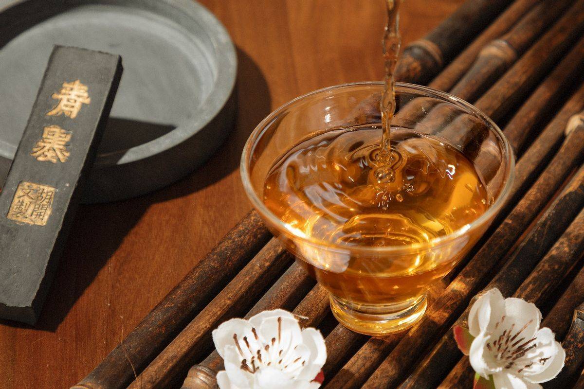 中国3000年极致风味,尽在这一瓶西岭梅见_青梅_白沙_梅见才
