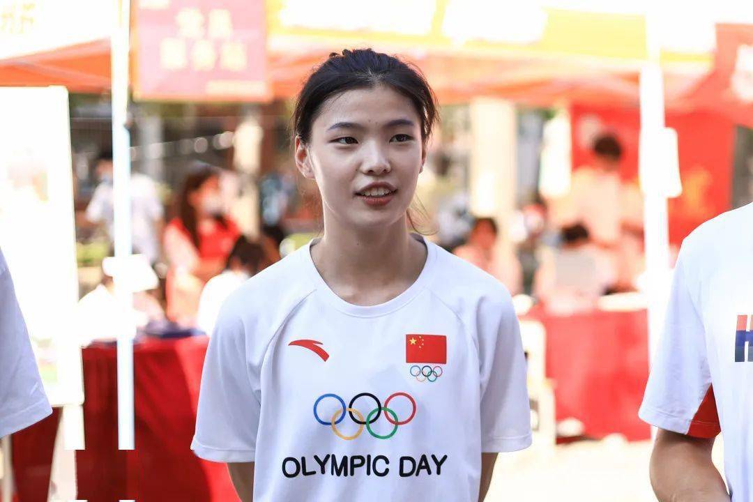 郑州科技学院体育学院2022级社会体育专业杜婷婷15岁时