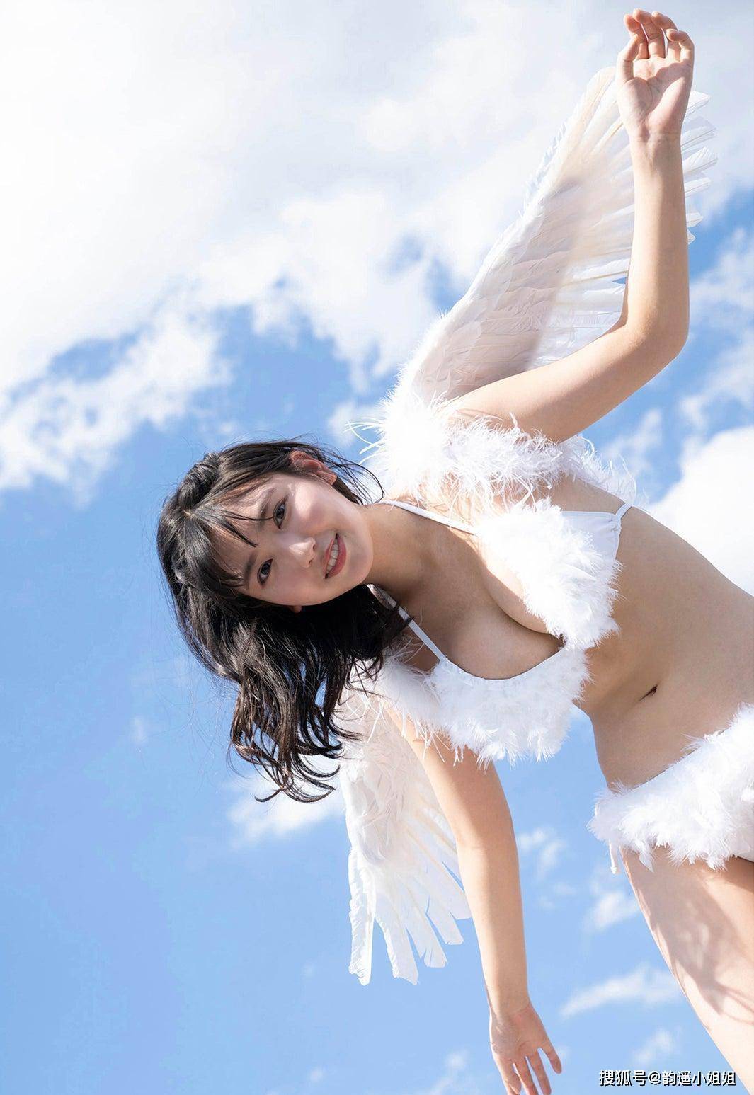 封面女郎泽口爱华，从A到Z的写真连载，以天使的姿态尽现青春之美