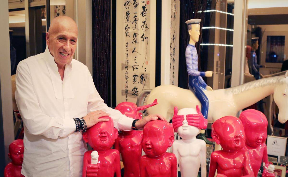 百亿富豪退出加拿大国籍后,带着全部身家,加入中国国籍_盛智文_外国人