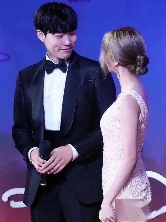 他俩原地结婚吧!_柳俊烈_李惠利_狗焕