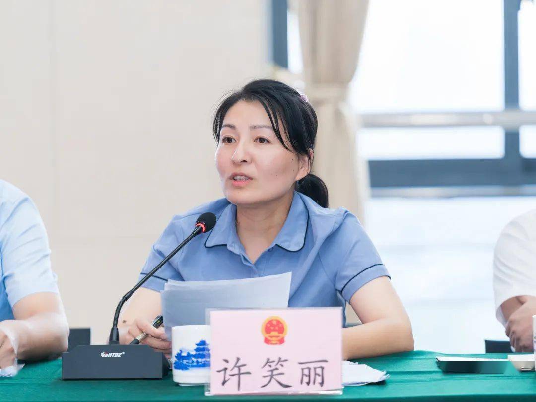 【基层单元】学习交流鼓干劲!镇街道人大三季度工作座谈会召开_金玉珍