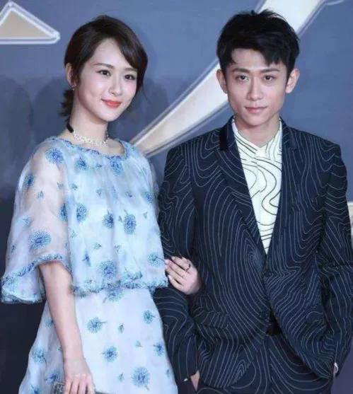 杨紫张一山同台(杨紫张一山同台颁奖)