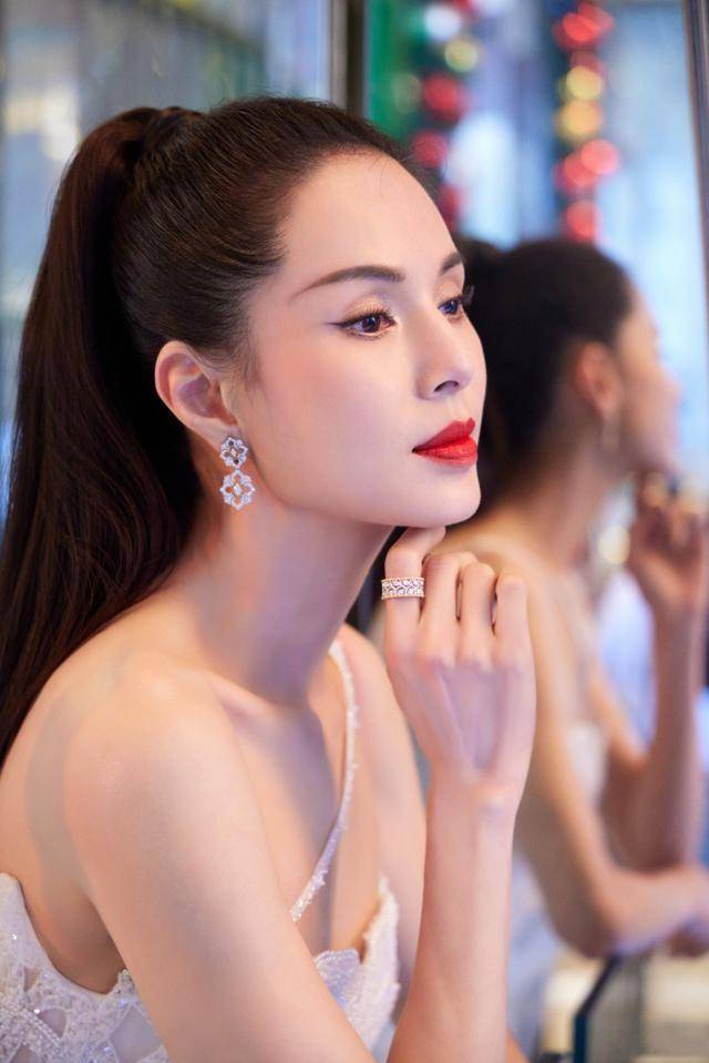 至今未婚的12位女明星,李冰冰,俞飞鸿,王祖贤,个个可惜_柳岩_感情