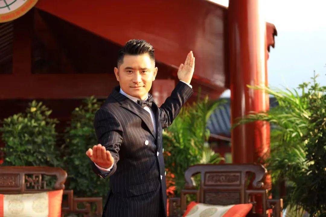 关枫当选中视协主持人委员会副会长_武林风_专业_栏目
