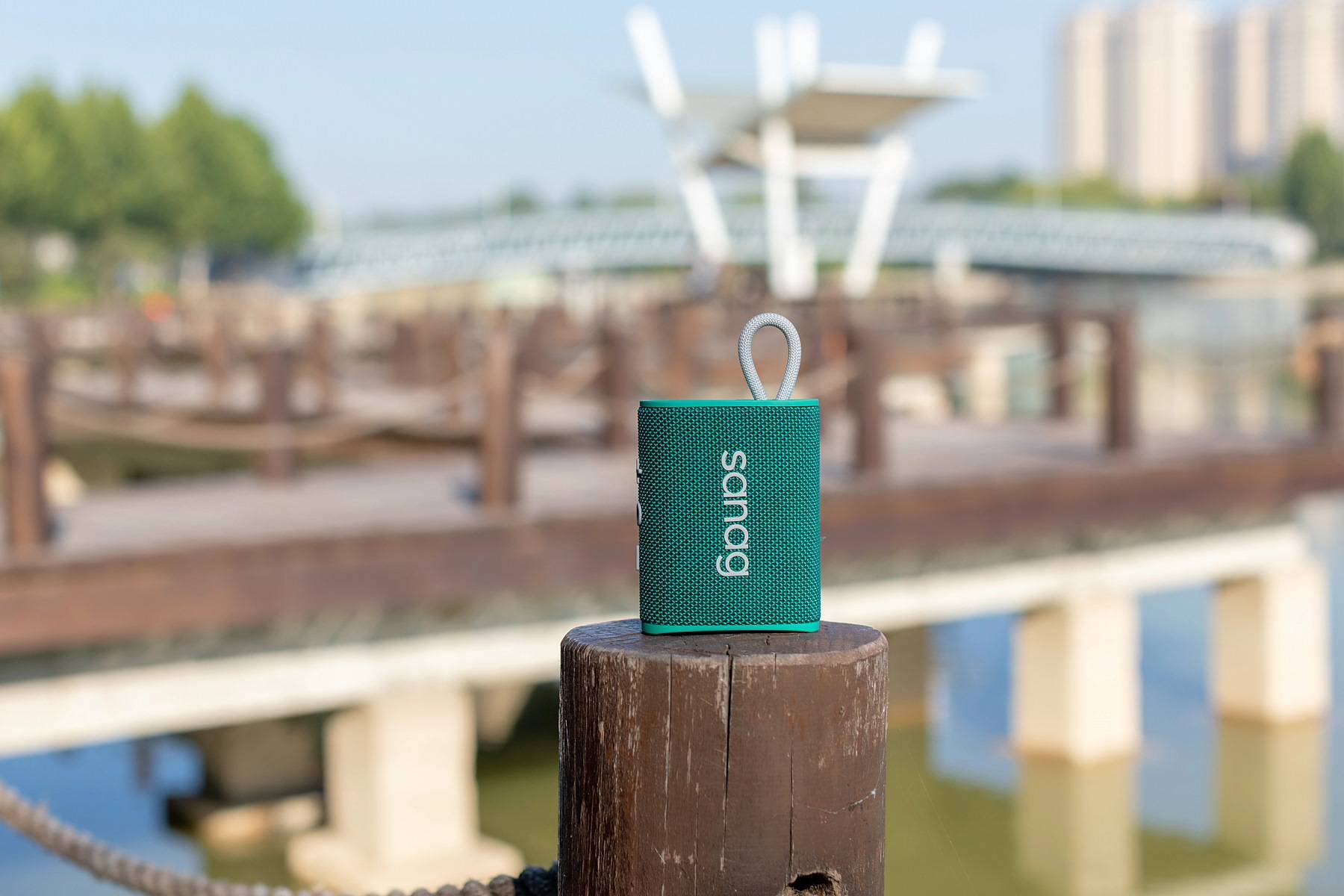 户外音箱怎么选?颜值、便携、音质、防水、续航哪个更重要?